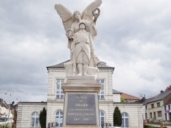 Photo paysage et monuments, Fruges - le monument aux morts