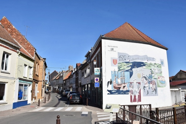 Photo Guînes - le Village