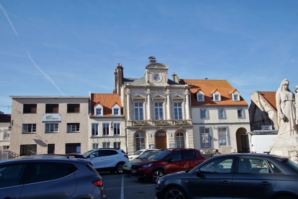 Photo Guînes - La Mairie