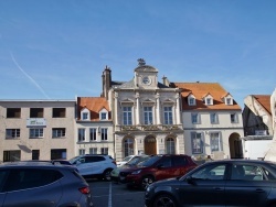 Photo paysage et monuments, Guînes - La Mairie