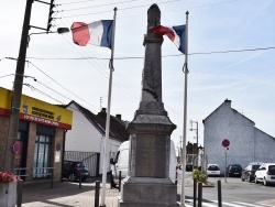 Photo paysage et monuments, Harnes - le Monument Aux Morts