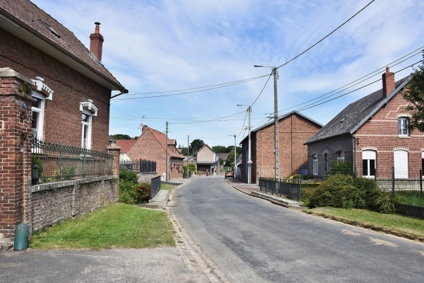 Photo Héninel - le village