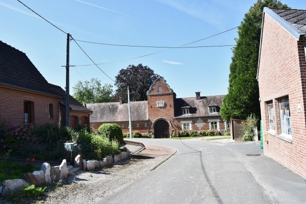 Photo Hézecques - le village