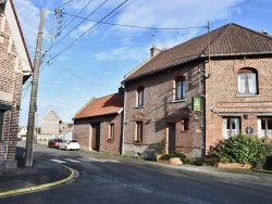 Photo paysage et monuments, Izel-lès-Équerchin - le Village