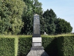 Photo paysage et monuments, La Loge - le monument aux morts