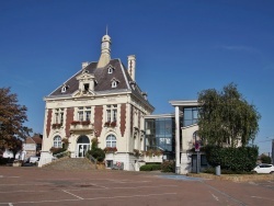 Photo paysage et monuments, Loos-en-Gohelle - La Mairie