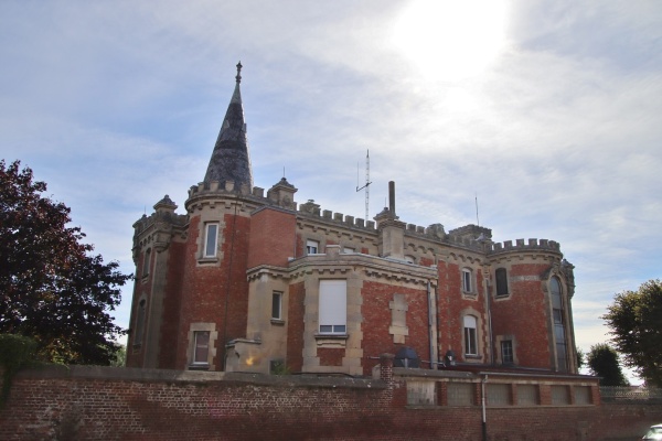 Photo Monchy-le-Preux - le château