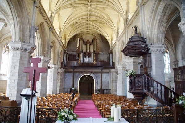 Photo Montreuil - église abbatiale Saint Saube