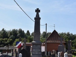 Photo paysage et monuments, Nédonchel - le monument aux morts