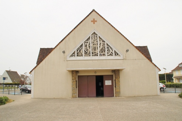 Photo Neufchâtel-Hardelot - église saint Augustin