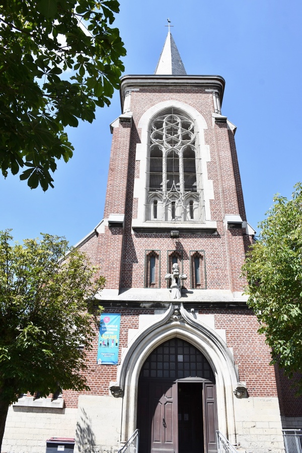 Photo Neuve-Chapelle - église Saint Christophe