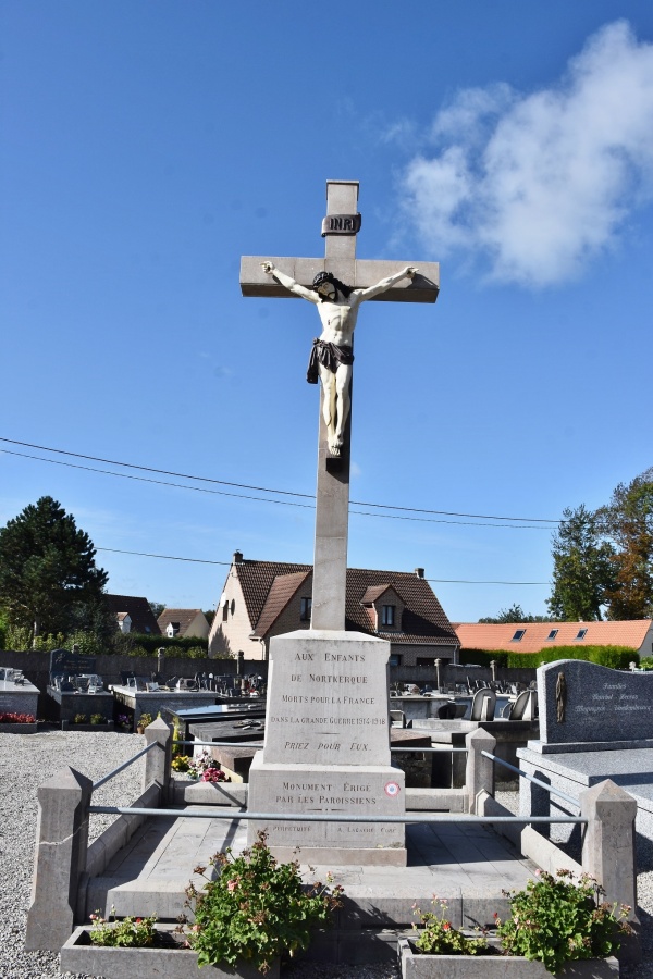 Photo Nortkerque - le monument aux morts