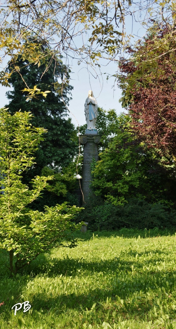 Photo Noyelles-Godault - Statue