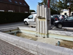 Photo paysage et monuments, Peuplingues - la Fontaine