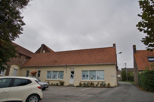 Photo Pihen-lès-Guînes - La Mairie