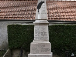 Photo paysage et monuments, Pihen-lès-Guînes - le Monument Aux Morts