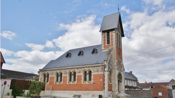 Photo Plouvain - église Sainte Anné