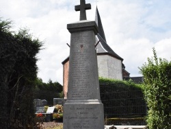 Photo paysage et monuments, Le Quesnoy-en-Artois - le monument aux morts