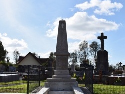 Photo paysage et monuments, Rebergues - le Monument Aux Morts