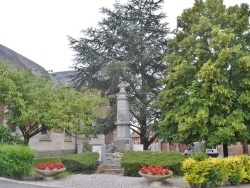 Photo paysage et monuments, Robecq - le monument aux morts