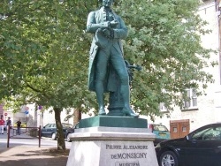 Photo paysage et monuments, Saint-Omer - statue