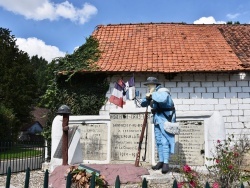 Photo paysage et monuments, Saint-Rémy-au-Bois - le Monument Aux Morts