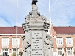 Photo paysage et monuments, Sallaumines - le Monument Aux Morts