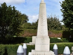 Photo paysage et monuments, Sanghen - le Monument Aux Morts