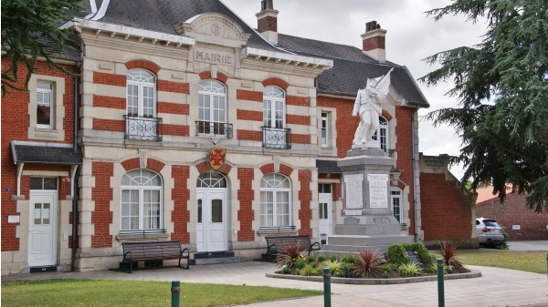 Photo Thélus - la Mairie