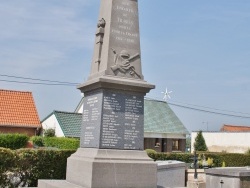 Photo paysage et monuments, Tilques - le monument aux morts