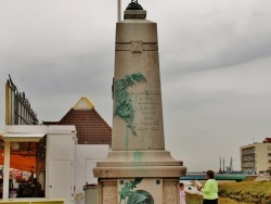 Photo paysage et monuments, Wimereux - Le Monument-aux-Morts