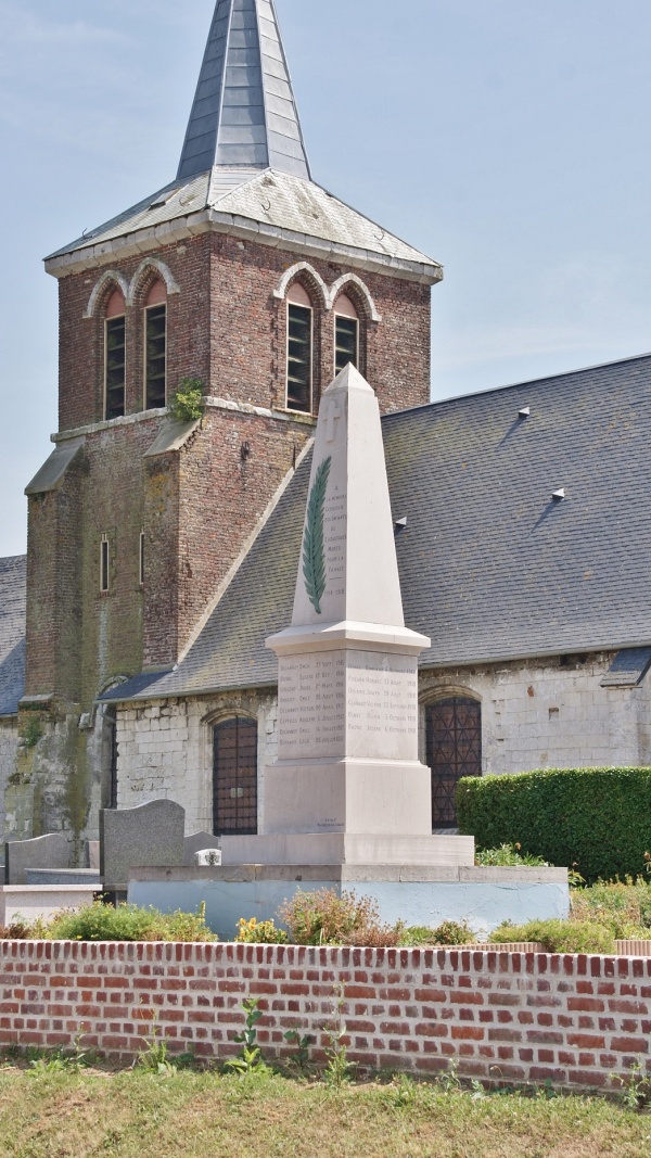 le monument aux morts