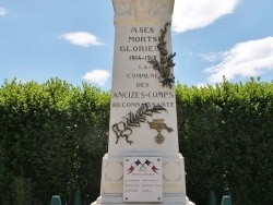 Photo paysage et monuments, Les Ancizes-Comps - le monument aux morts