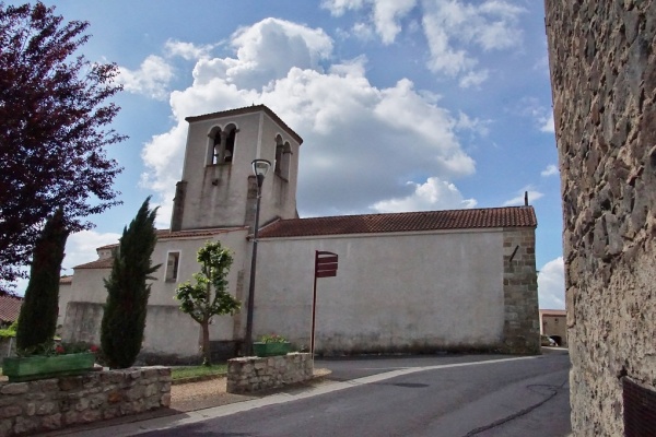 Photo Aulhat-Saint-Privat - église Saint Pierre