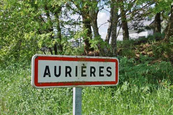 Photo Aurières - aurieres (63210)