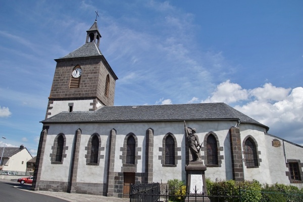 Photo Aurières - église Sainte Anne