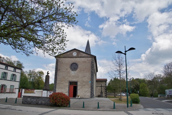 Photo Aydat - église Saint jacques