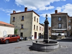 Photo paysage et monuments, Beaulieu - la Fontaine