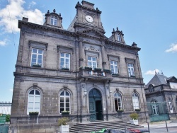 Photo paysage et monuments, Billom - La Mairie