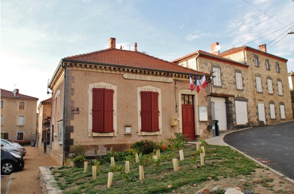 Photo Boudes - La Mairie