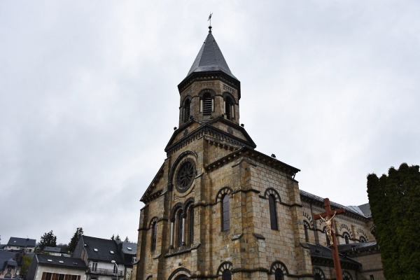 Photo La Bourboule - église Saint Joseph