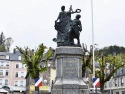 Photo paysage et monuments, La Bourboule - le Monument Aux Morts