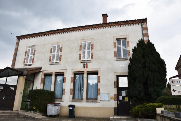 Photo Brenat - La Mairie