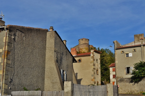 Photo Busséol - Le Château