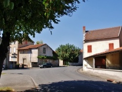 Photo paysage et monuments, Bussières-et-Pruns - Le Village