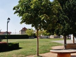 Photo paysage et monuments, Bussières-et-Pruns - Le Village