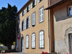 Photo paysage et monuments, Bussières-et-Pruns - La Mairie