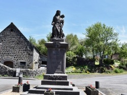 Photo paysage et monuments, Ceyssat - le Monument Aux Morts