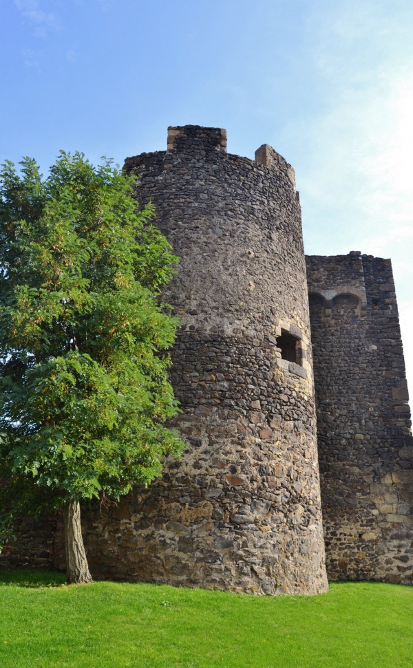 Photo Chalus - Le Château