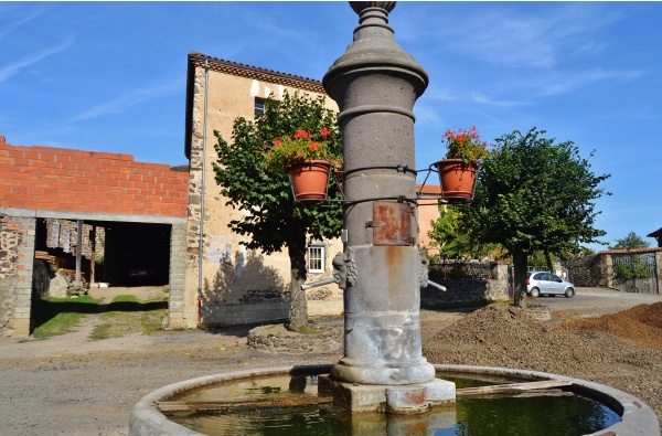 Photo Chalus - La Fontaine